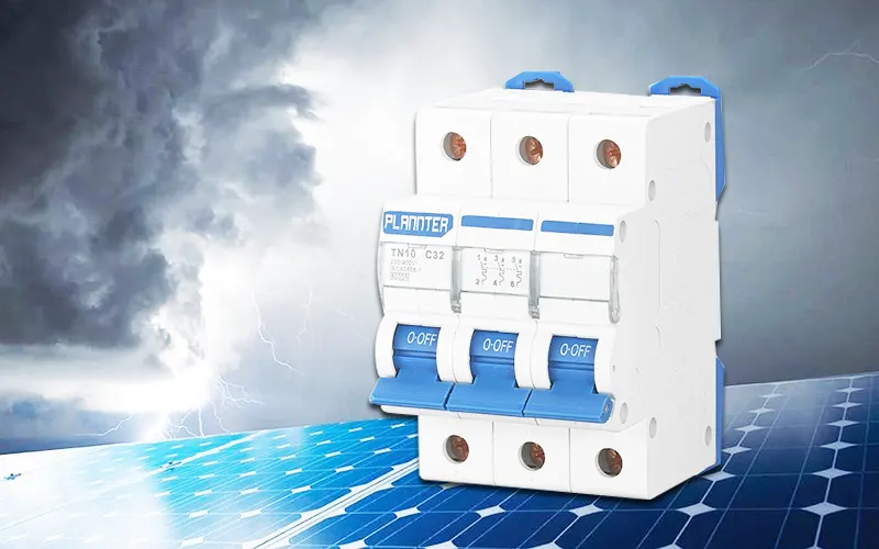 Munus exiguum ambitum praevaricatores